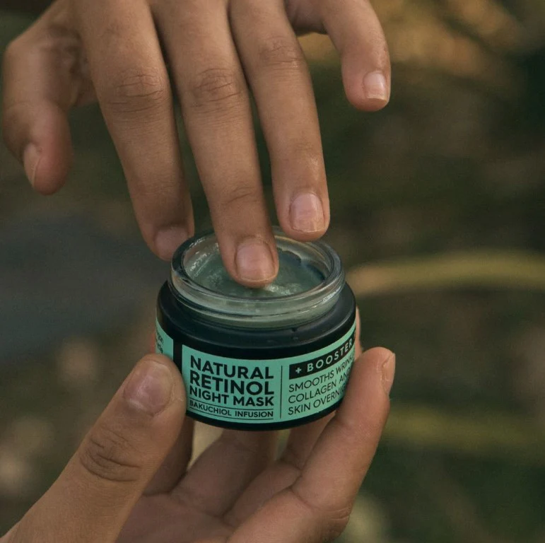Black Chicken Remedies Natural Retinol Night Mask 30g - Image 4