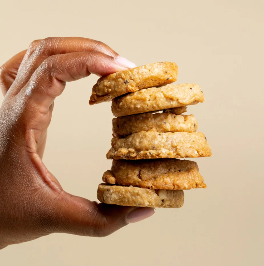 Franjo's Kitchen Mama Biscuits Raspberry and White Choc 200g - Image 4