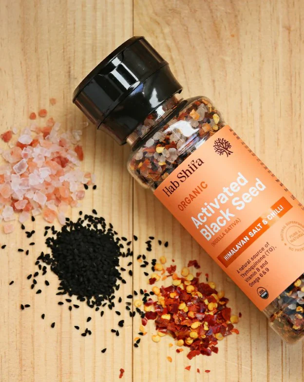 Hab Shifa Organic Himalayan Rock Salt Chilli & Black Seed Grinder 160g - Image 4